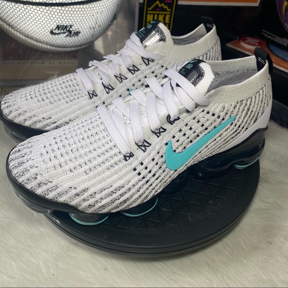 🆕 Nike Wmns Air VaporMax Flyknit 3 'Tiffany Teal' - Picture 4 of 12